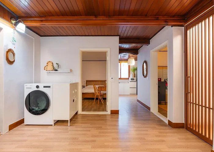 Apartment Timeless Hanok In Jamsil Serenity Seoul